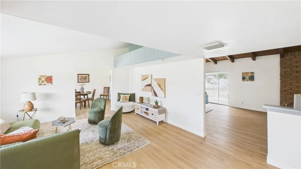 5726 Marlatt, Jurupa Valley, California 91752 home-pic-6