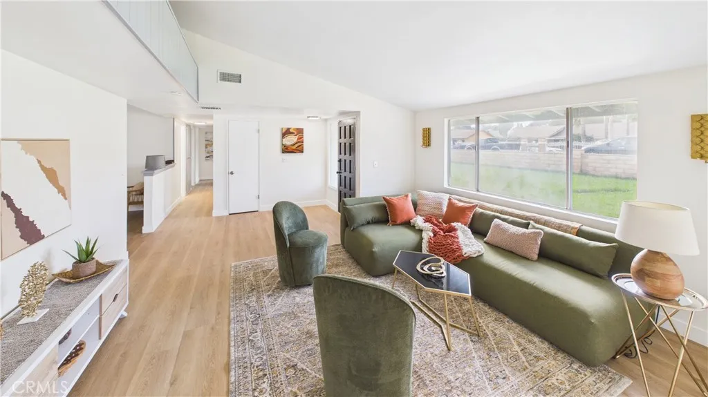 5726 Marlatt, Jurupa Valley, California 91752 home-pic-7