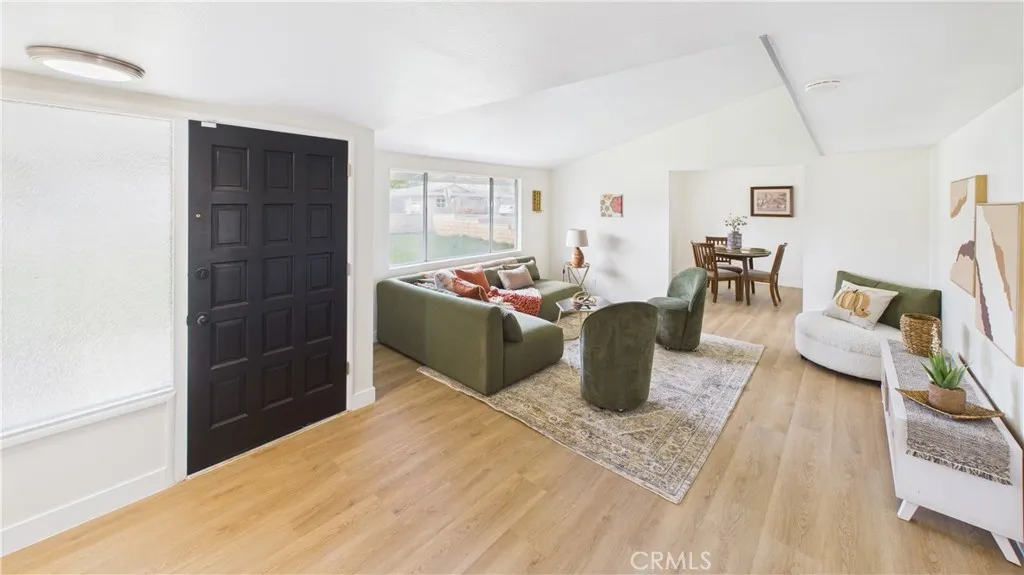 5726 Marlatt, Jurupa Valley, California 91752 home-pic-8