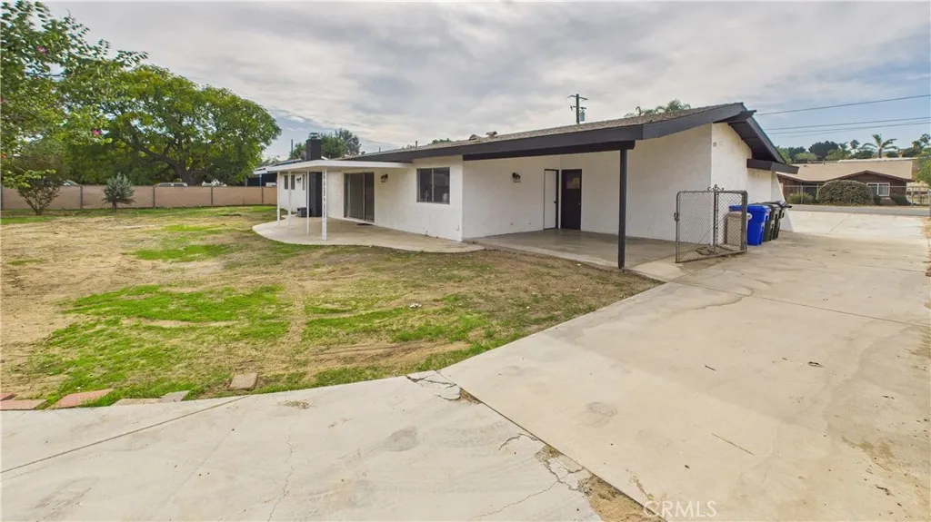 5726 Marlatt, Jurupa Valley, California 91752 home-pic-33