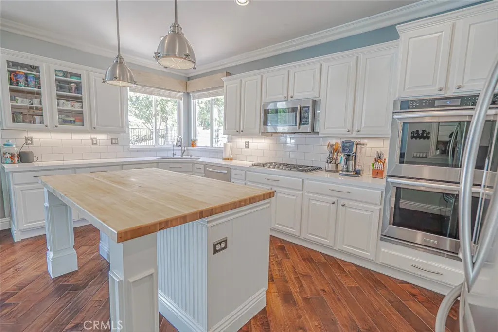 25531 Durant Place, Stevenson Ranch, California 91381 home-pic-16