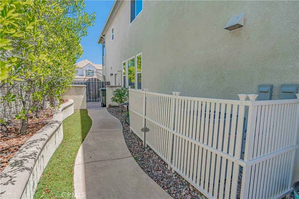 25531 Durant Place, Stevenson Ranch, California 91381 home-pic-45