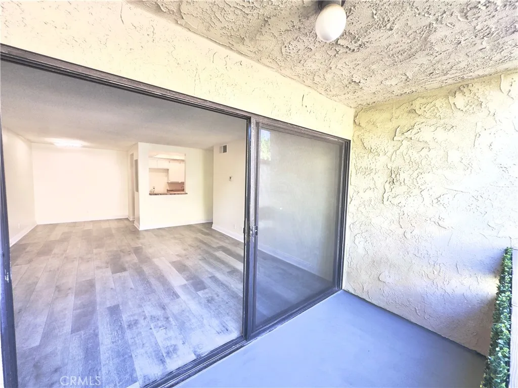 600 W 3rd, Santa Ana, California 92701 home-pic-3