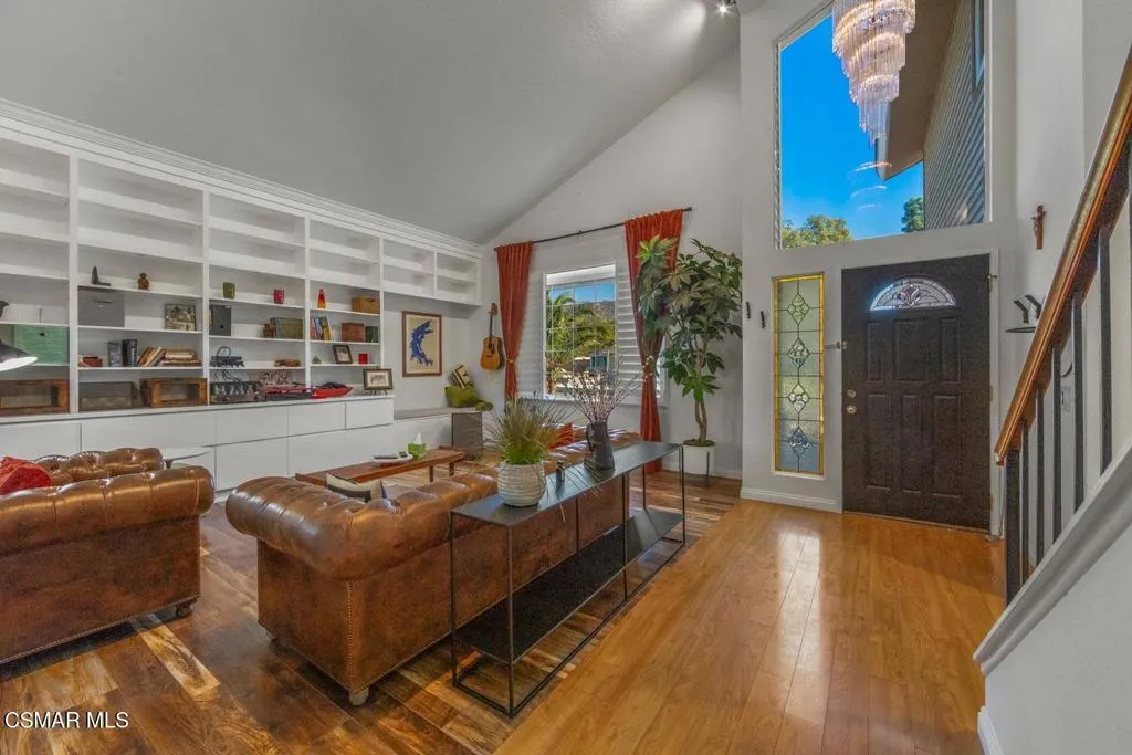 3037 Klamath Avenue, Simi Valley, California 93063 home-pic-5