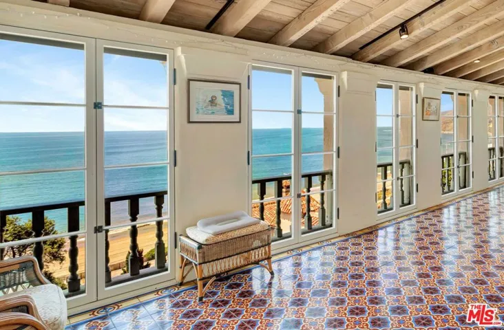 17520 Stretto Way, Pacific Palisades, California 90272