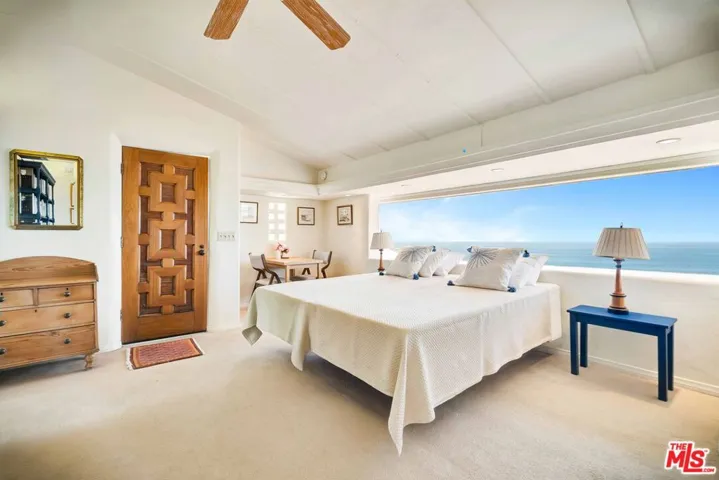 17520 Stretto Way, Pacific Palisades, California 90272
