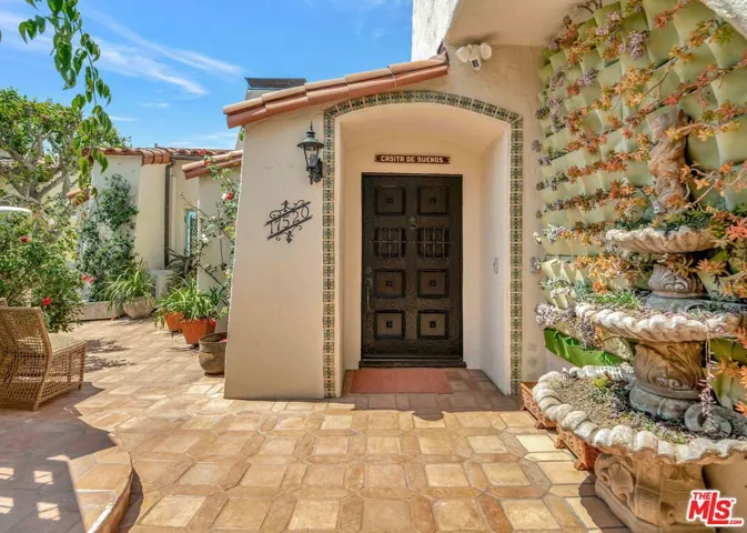 17520 Stretto Way, Pacific Palisades, California 90272