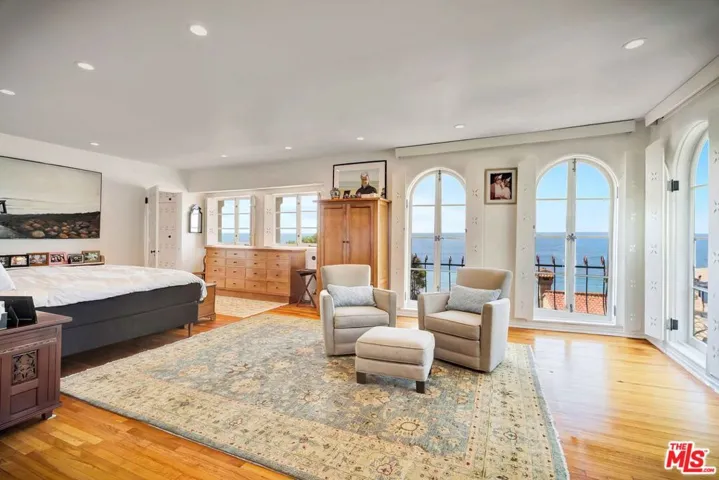 17520 Stretto Way, Pacific Palisades, California 90272