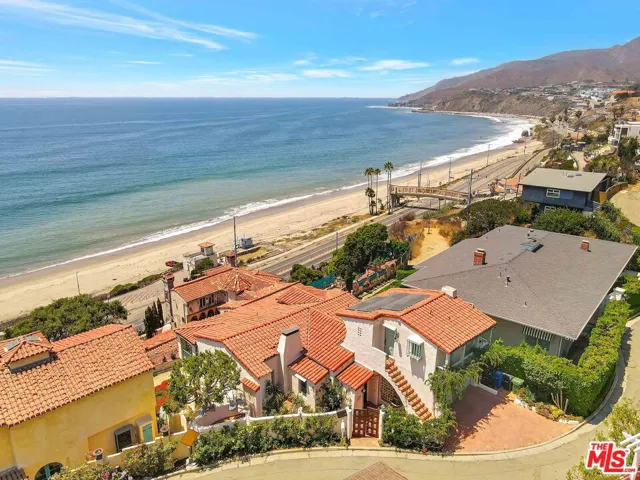 17520 Stretto Way, Pacific Palisades, California 90272