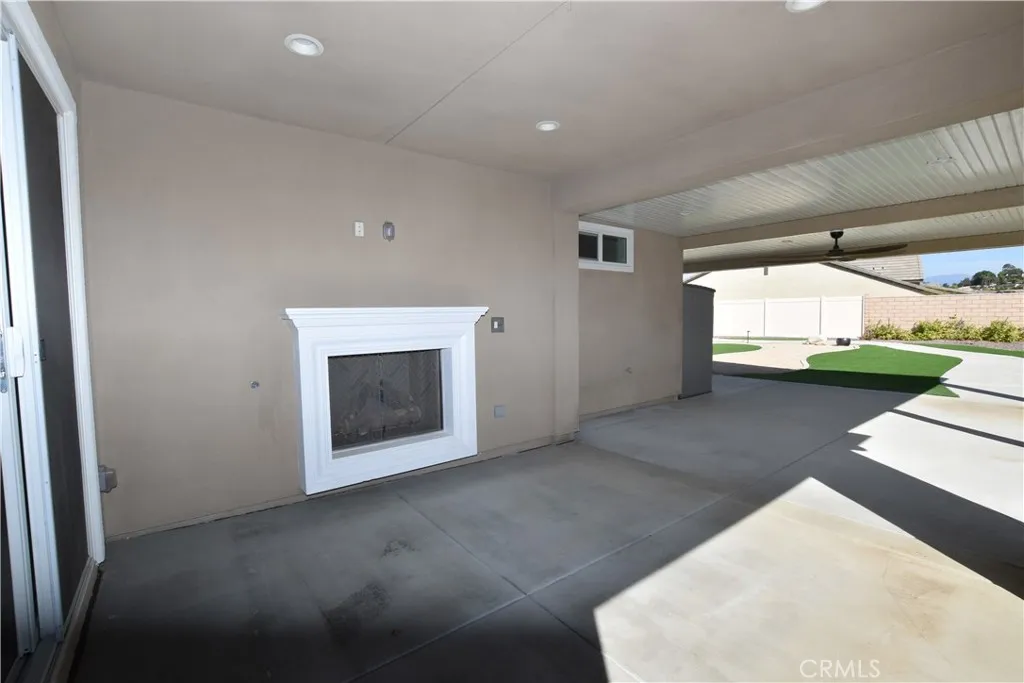 39824 Ninebark Court, Temecula, California 92591 home-pic-25