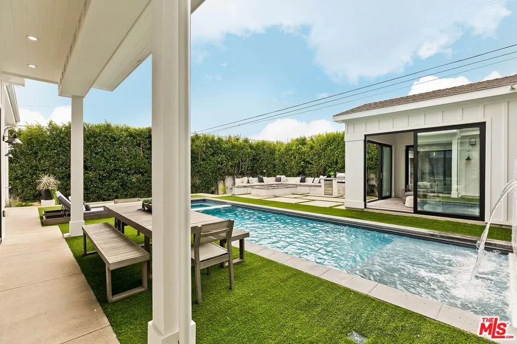 8227 Stewart Avenue, Los Angeles, California 90045 home-pic-44