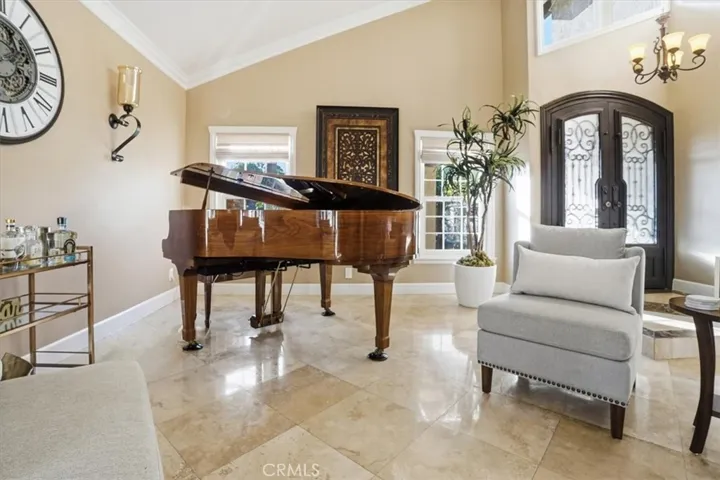 4980 Woodcrest, Yorba Linda, California 92886