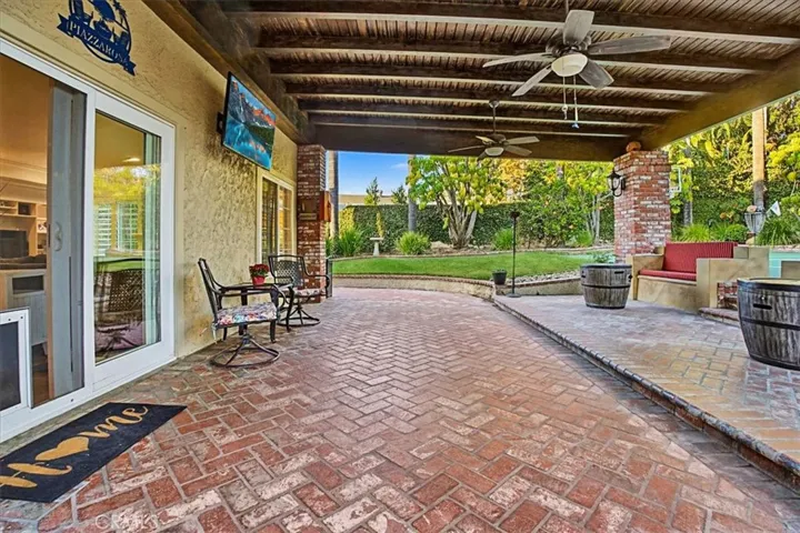 4980 Woodcrest, Yorba Linda, California 92886