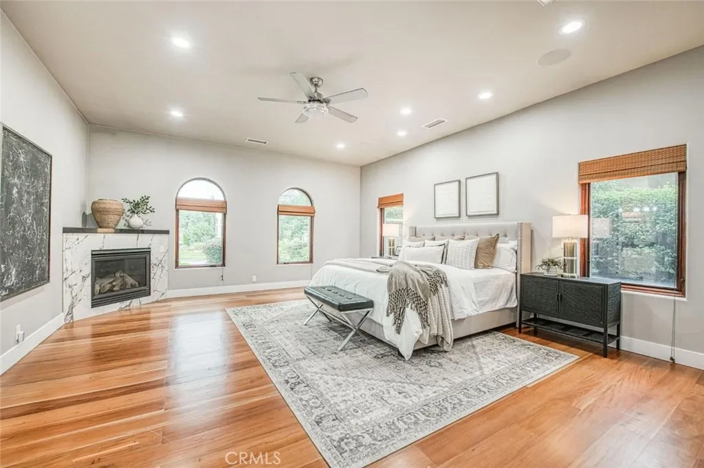 2283 E Sarazen, Fresno, California 93730 home-pic-21