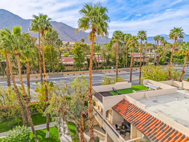 200 E. Racquet Club #60-43