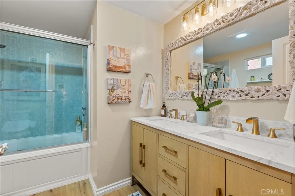 25610 Amber Leaf Road, Torrance, California 90505 home-pic-21