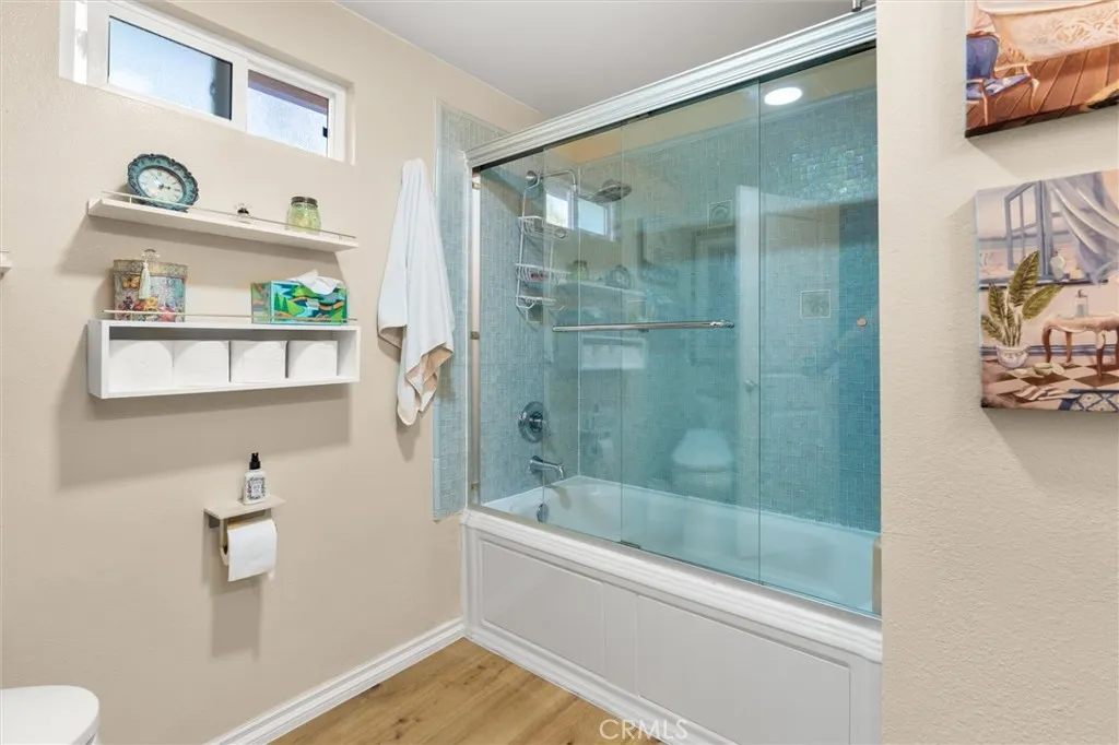 25610 Amber Leaf Road, Torrance, California 90505 home-pic-22