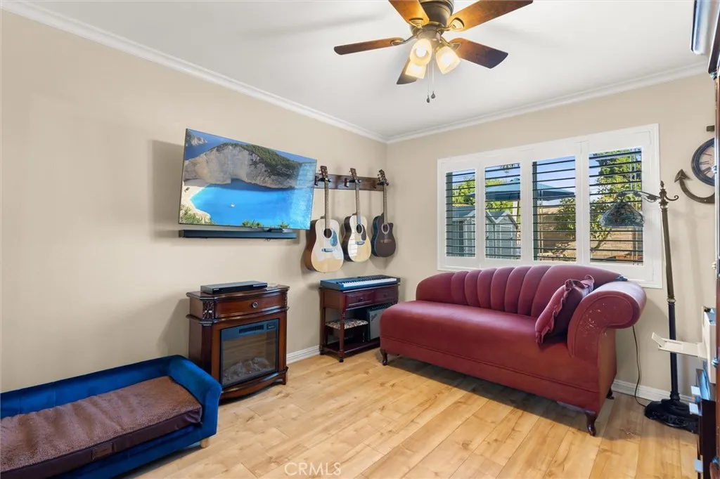 25610 Amber Leaf Road, Torrance, California 90505 home-pic-24