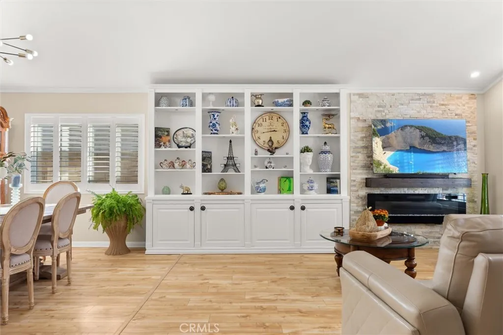 25610 Amber Leaf Road, Torrance, California 90505 home-pic-8
