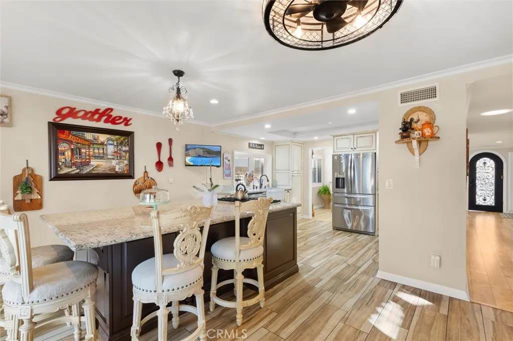 25610 Amber Leaf Road, Torrance, California 90505 home-pic-15