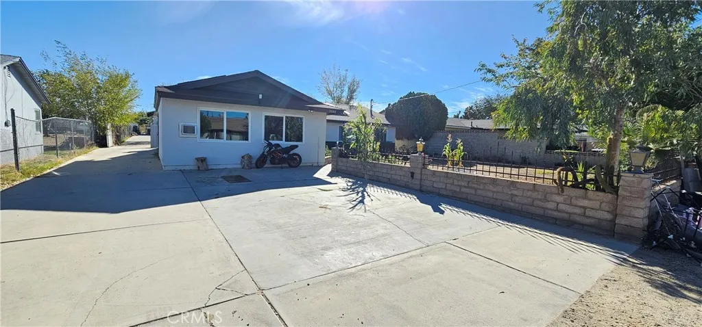 3044 W Avenue L2, Lancaster, California 93536 home-pic-0