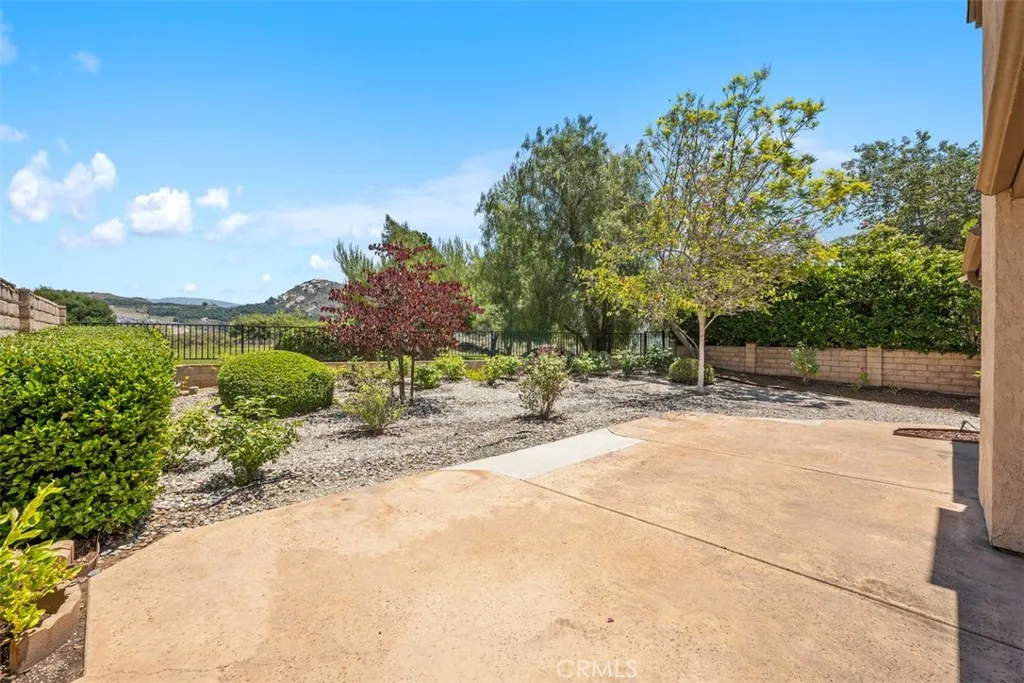 4346 Los Padres Drive, Fallbrook, California 92028 home-pic-24
