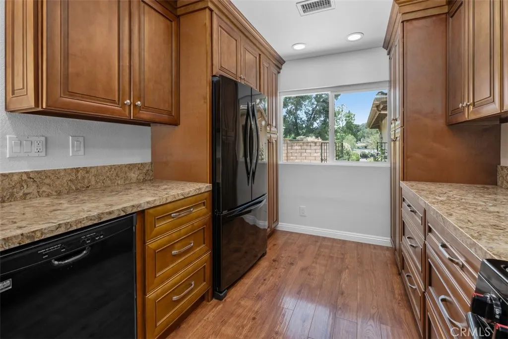 4346 Los Padres Drive, Fallbrook, California 92028 home-pic-13