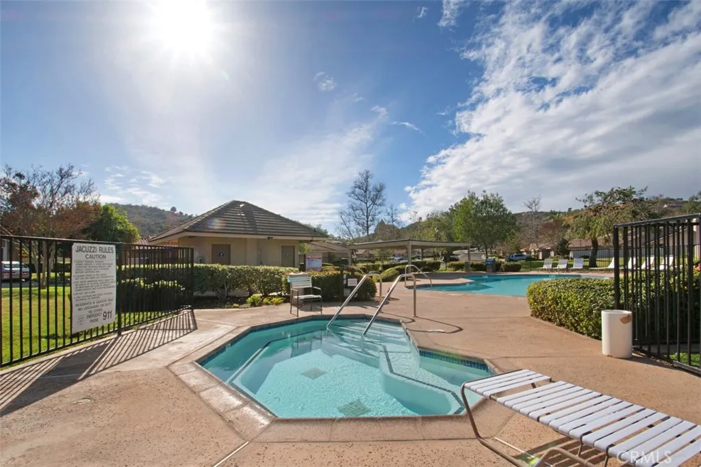 4346 Los Padres Drive, Fallbrook, California 92028 home-pic-28