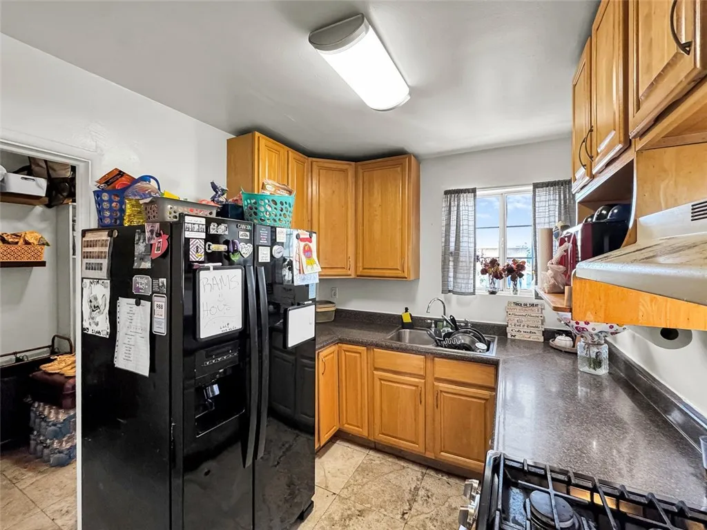 113 N 19th Street, Montebello, California 90640 home-pic-16