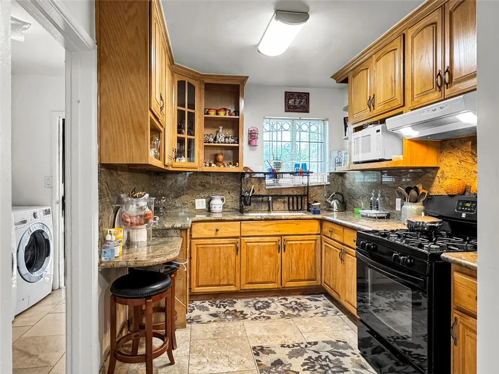 113 N 19th Street, Montebello, California 90640 home-pic-6