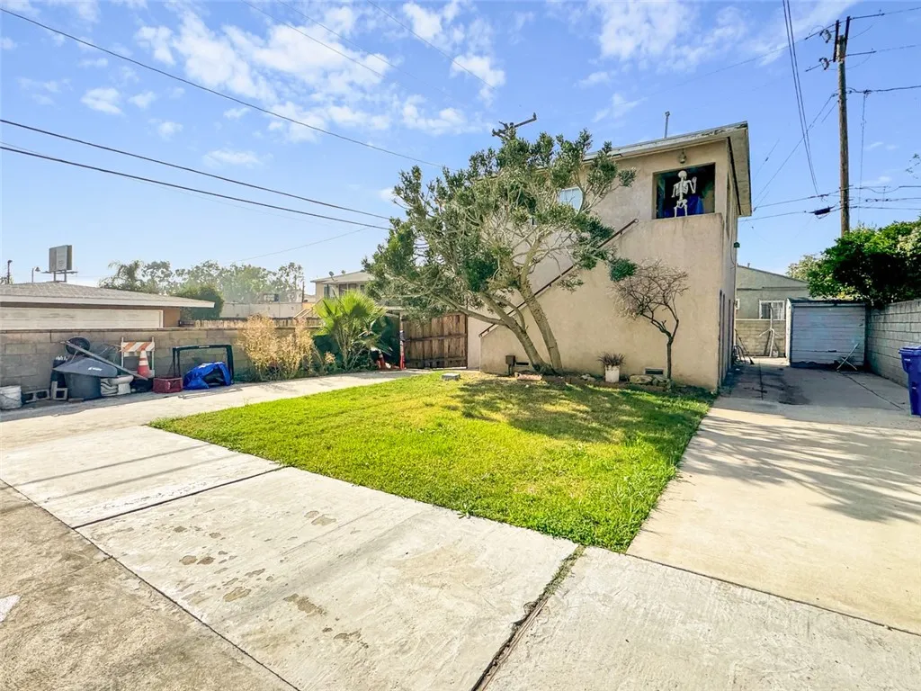 113 N 19th Street, Montebello, California 90640 home-pic-20