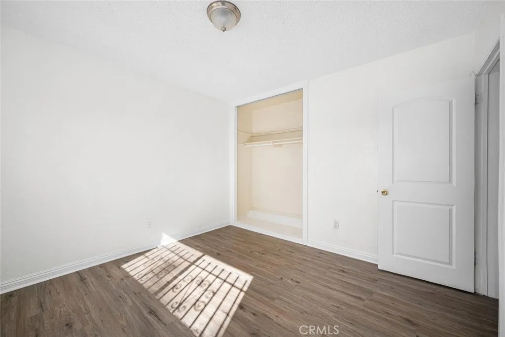 736 W Century, Los Angeles, California 90044 home-pic-34