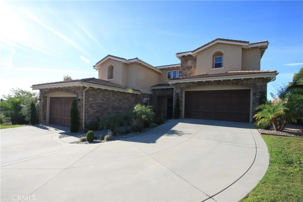 5016 Corral Court, Rancho Cucamonga, California 91737 home-pic-1