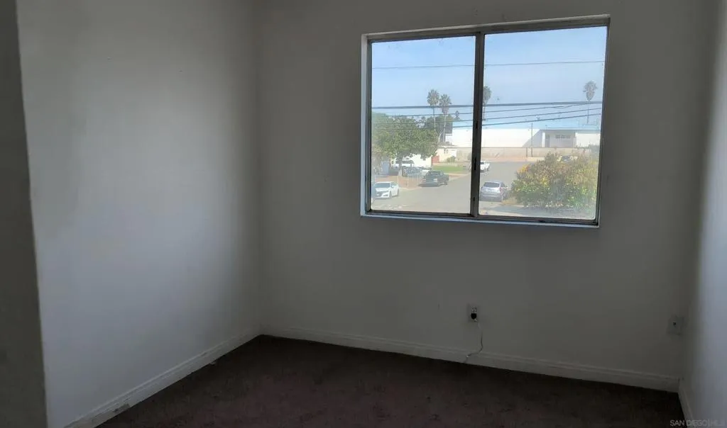 1042 Fifth Ave, Chula Vista, California 91911 home-pic-6