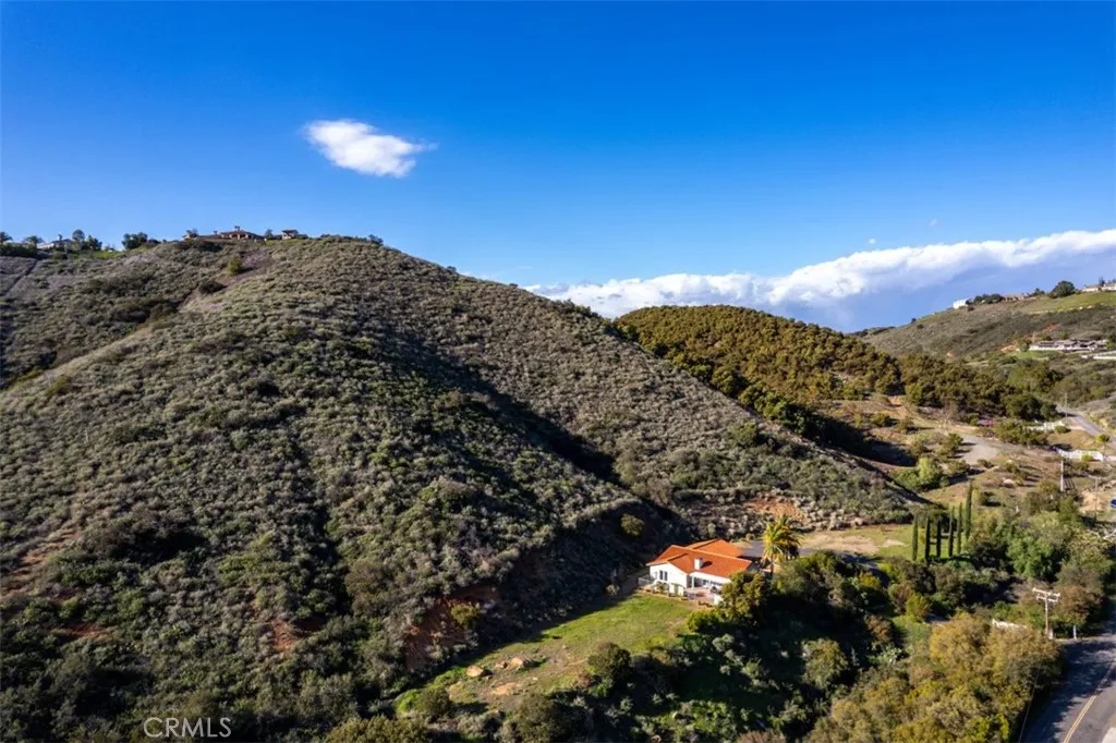 45251 La Cruz Drive, Temecula, California 92590 home-pic-26