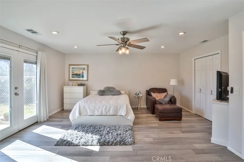 45251 La Cruz Drive, Temecula, California 92590 home-pic-16