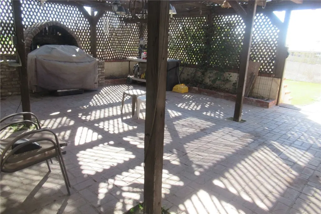 16035 Venango, Apple Valley, California 92307 home-pic-24
