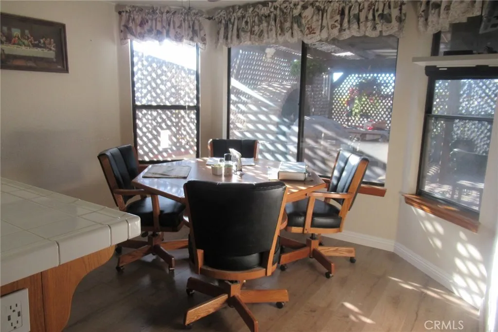 16035 Venango, Apple Valley, California 92307 home-pic-13