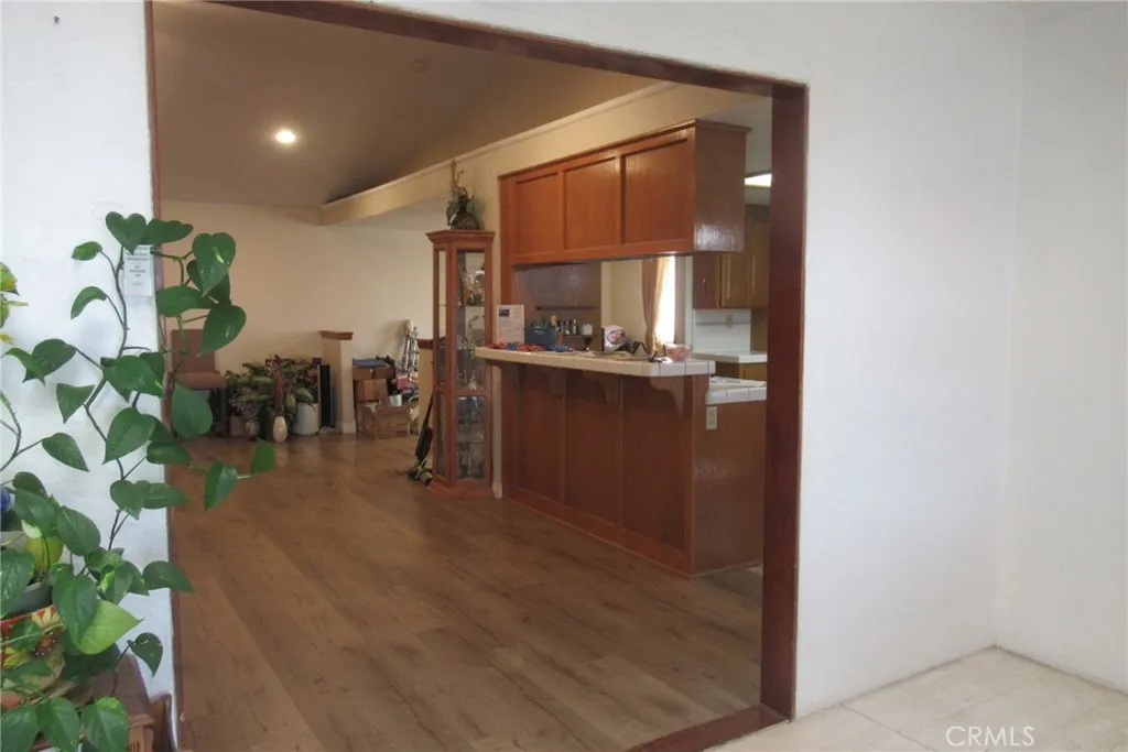 16035 Venango, Apple Valley, California 92307 home-pic-9