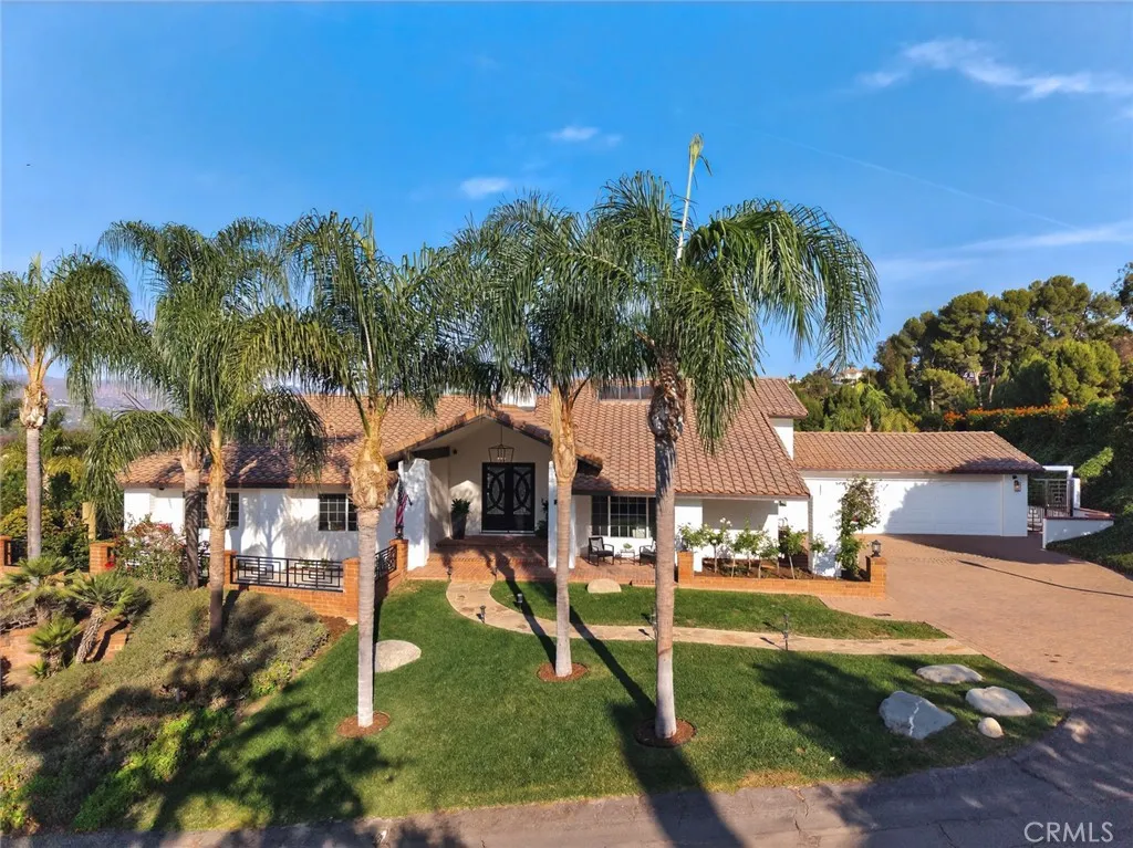 266 S Via Montanera, Anaheim Hills, California 92807 home-pic-66