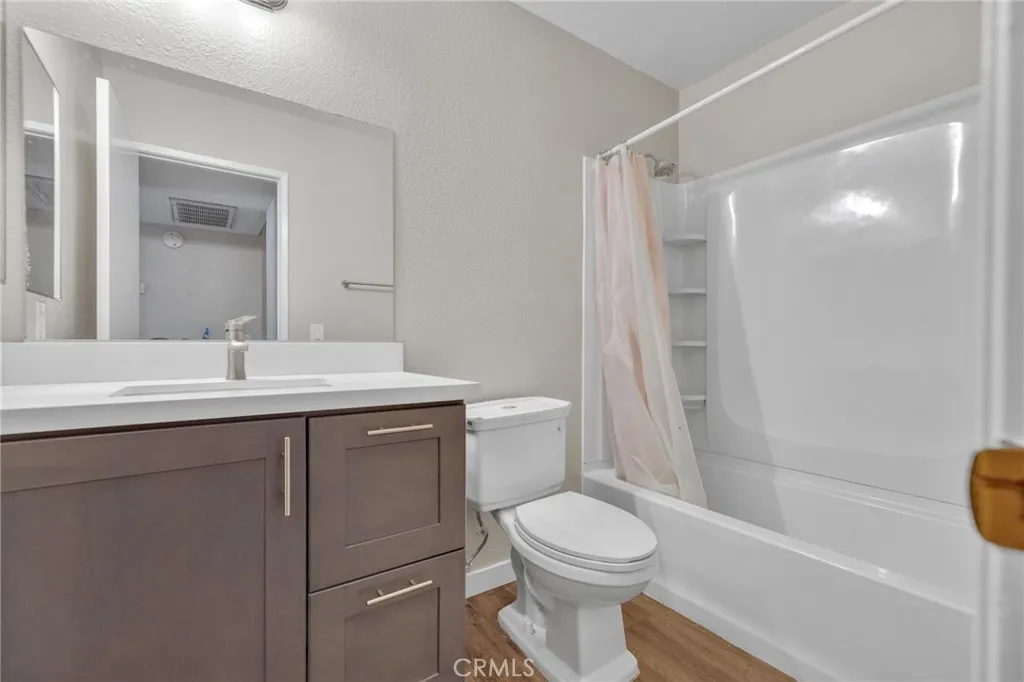 24232 Sylvan Glen Road A, Diamond Bar, California 91765 home-pic-16