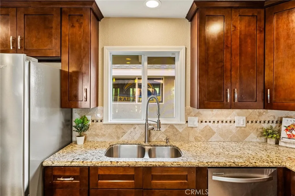25571 Vesuvia, Mission Viejo, California 92691 home-pic-18
