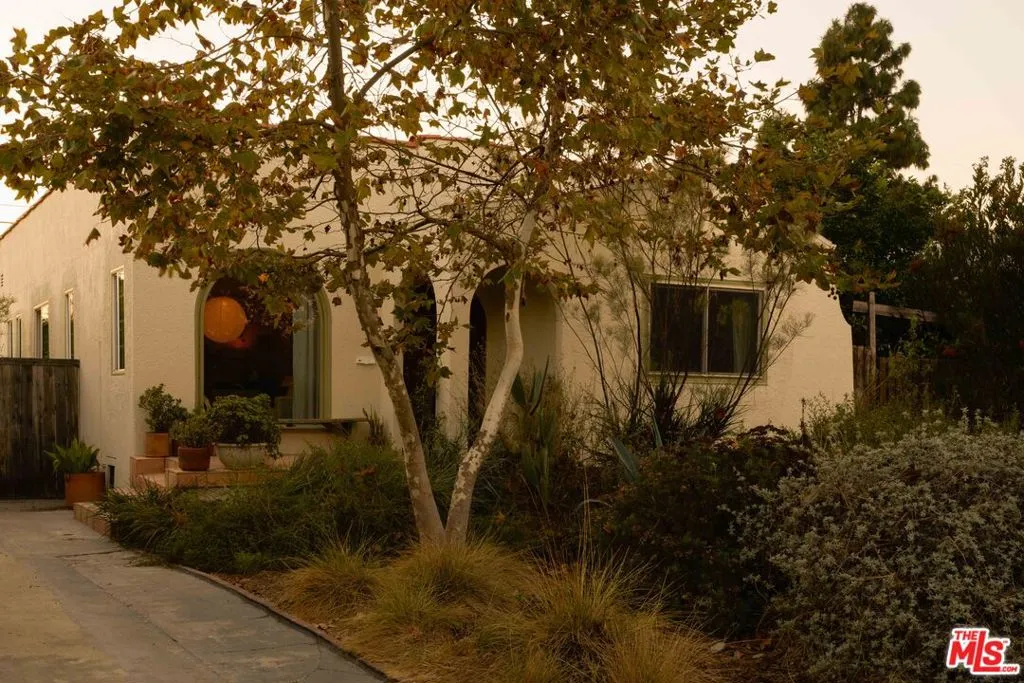 4179 S Van Ness Avenue, Los Angeles, California 90062 home-pic-43