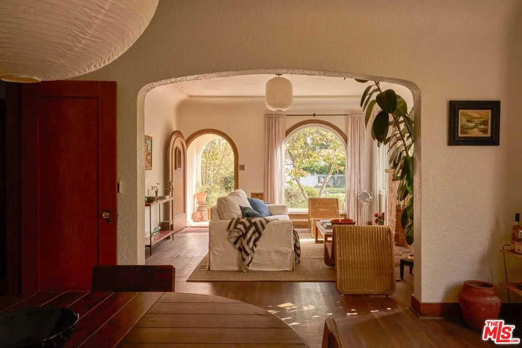 4179 S Van Ness Avenue, Los Angeles, California 90062 home-pic-9