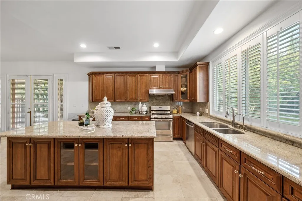 19910 Tennessee Tri, Walnut, California 91789 home-pic-32