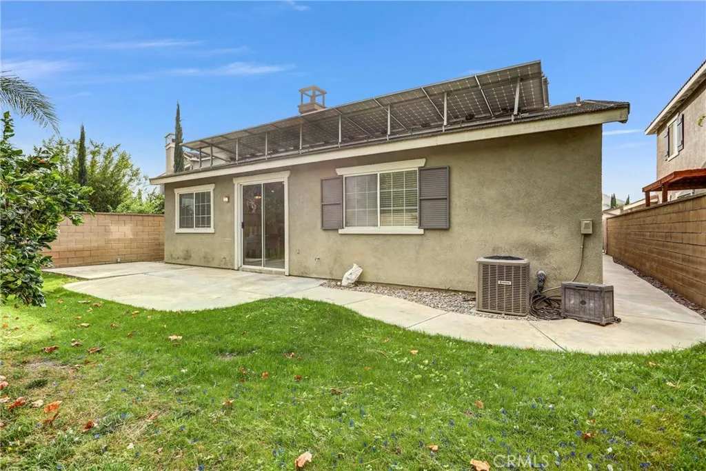 17108 Red Ash Court, Fontana, California 92337 home-pic-28