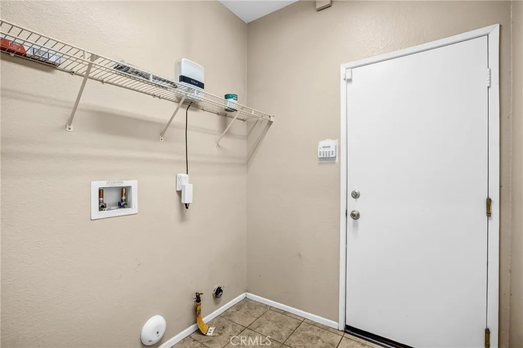 17108 Red Ash Court, Fontana, California 92337 home-pic-24