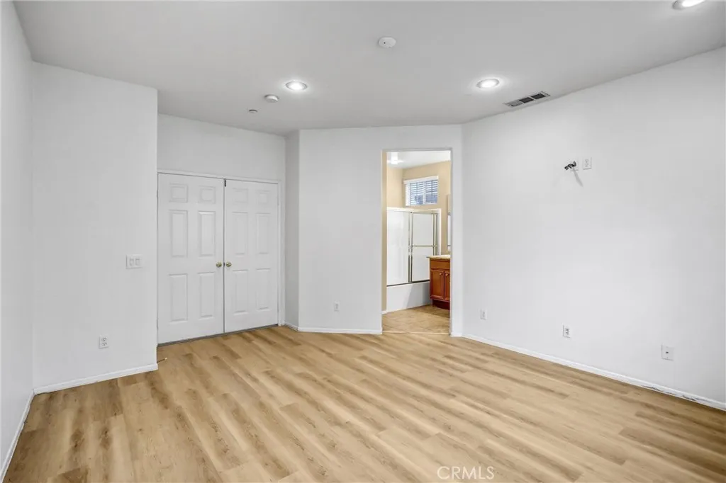 17108 Red Ash Court, Fontana, California 92337 home-pic-16