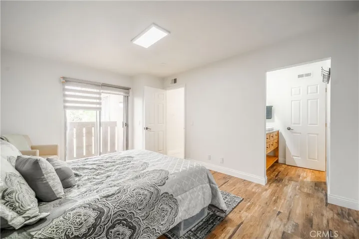 46 Echo Run 16, Irvine, California 92614