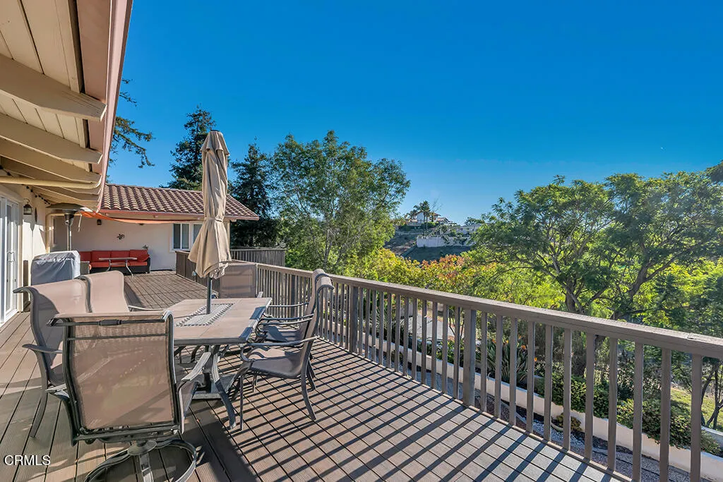 136 Cerro Crest Drive, Camarillo, California 93010 home-pic-12